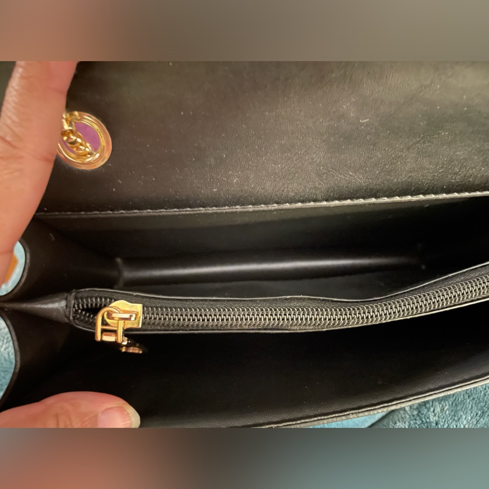 Black Bee Bag - Picture 3 of 7